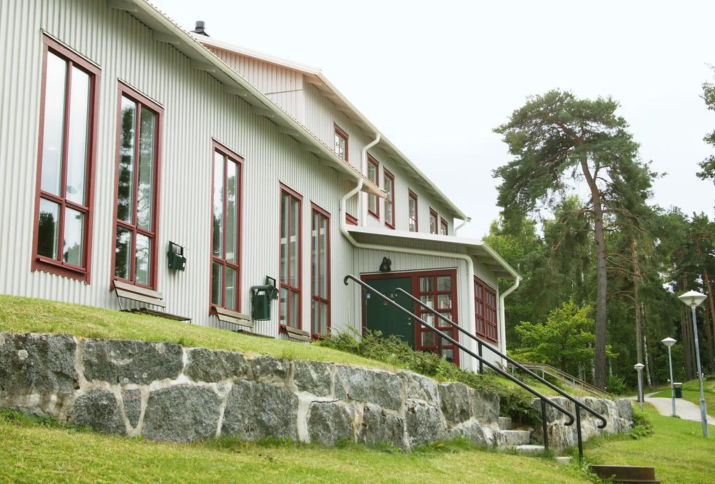 Fagerudd Konferens Hotel Enköping Buitenkant foto